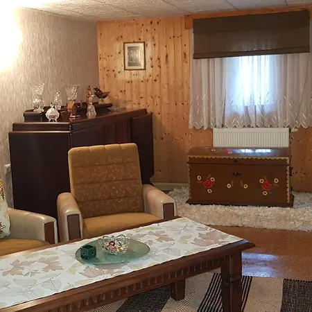 Apartment Mai *